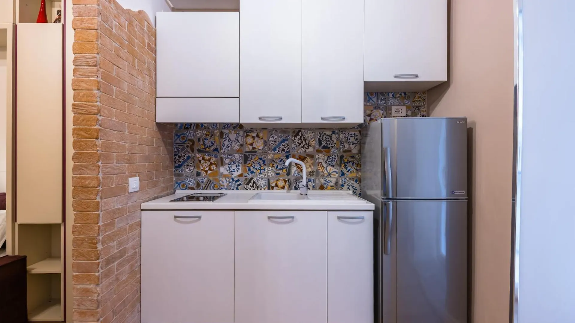 Apartment Toledo Warm Renovated Studio Naples Italy