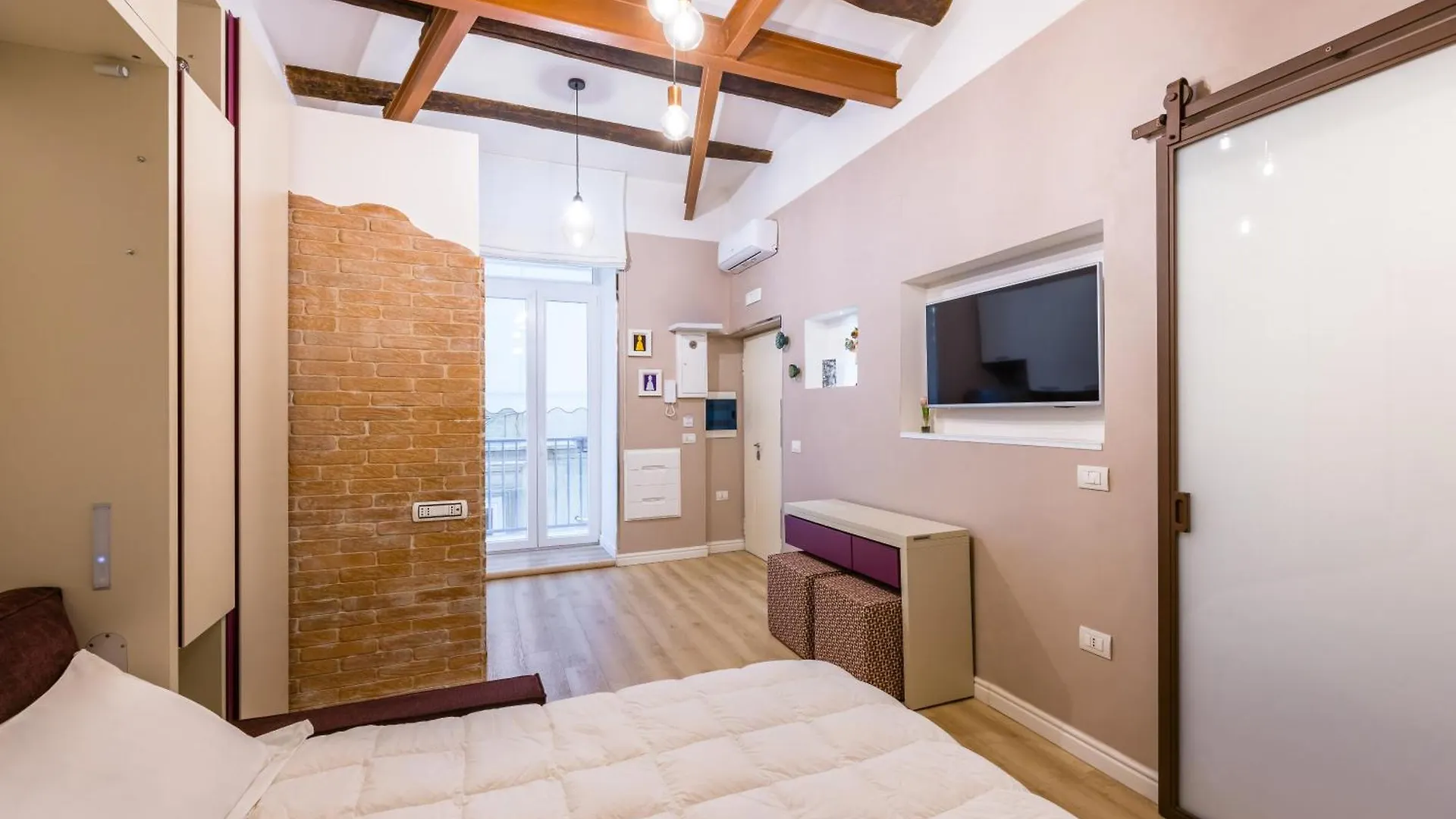 Toledo Warm Renovated Studio Naples 0*,