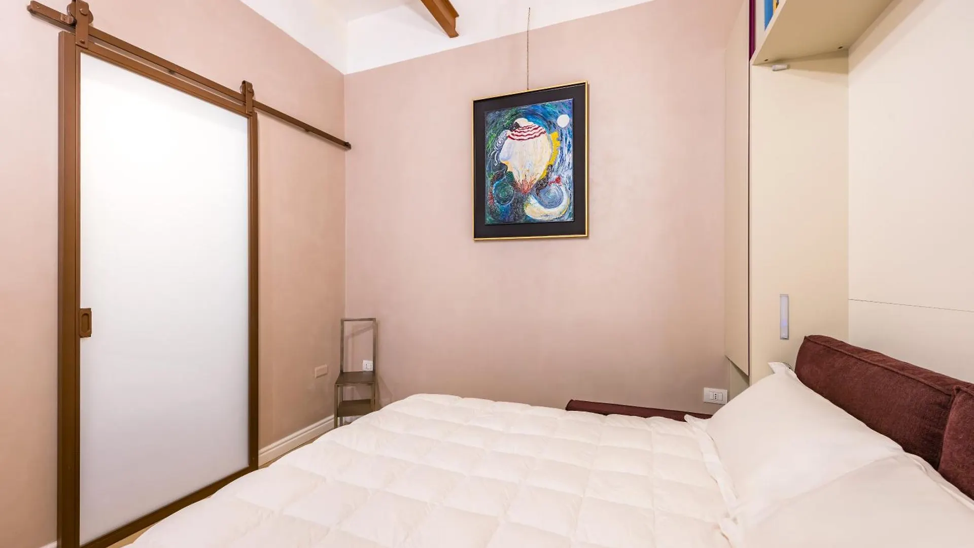 Toledo Warm Renovated Studio Naples