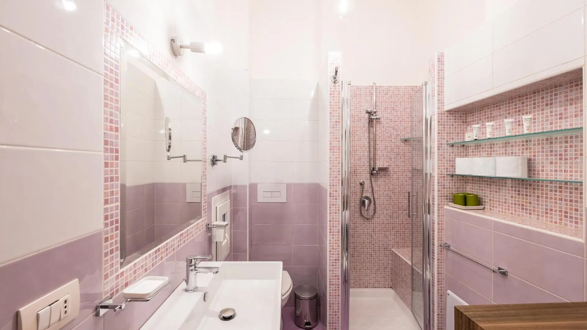 Toledo Warm Renovated Studio Neapol