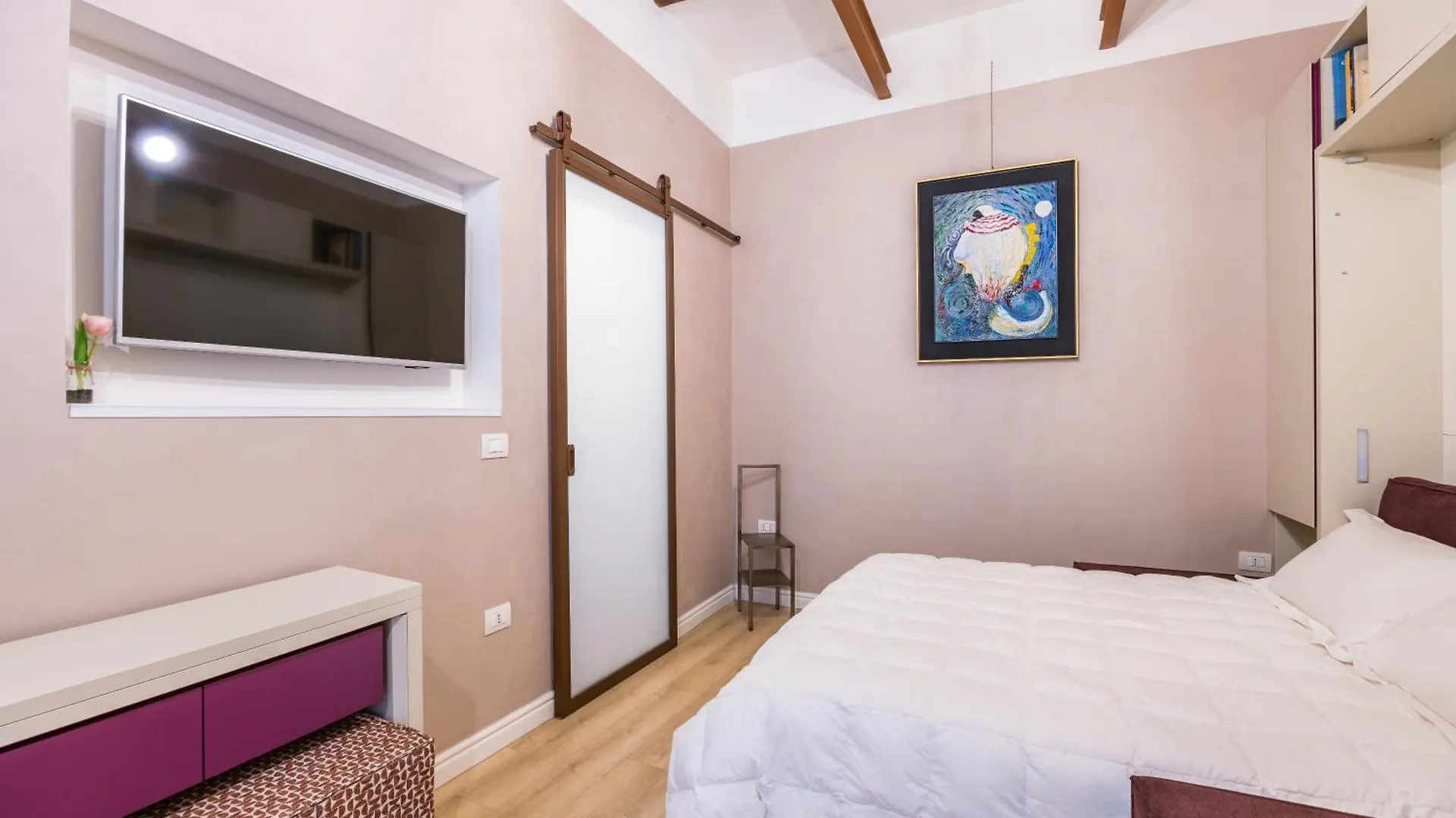 Apartment Toledo Warm Renovated Studio Naples Italy